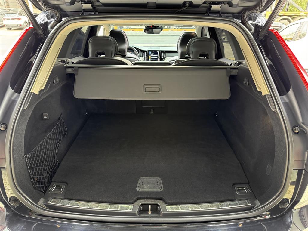 Volvo Xc60 - 2.0 T8 HYBRID INSCRIPTION AWD GEARTRONIC