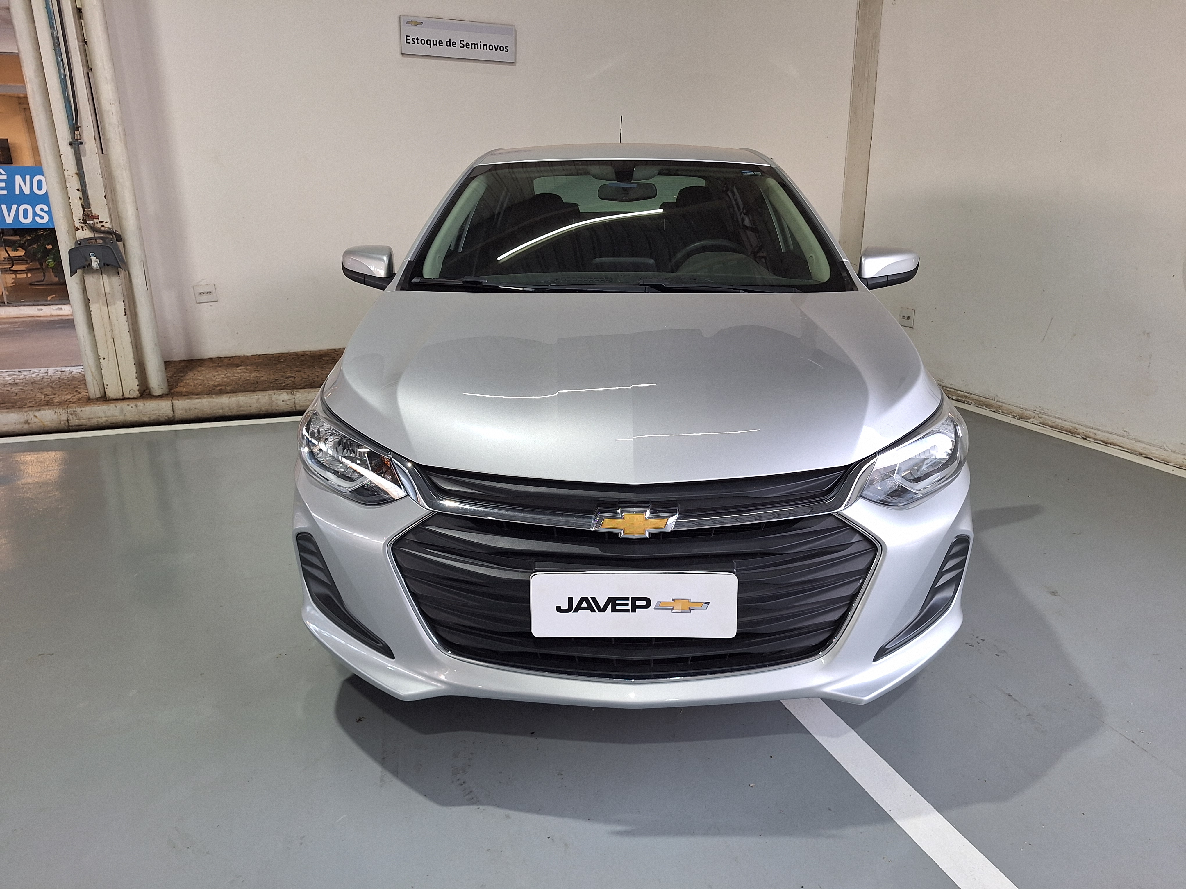 GM - Chevrolet-ONIX PLUS-1.0 FLEX LT MANUAL