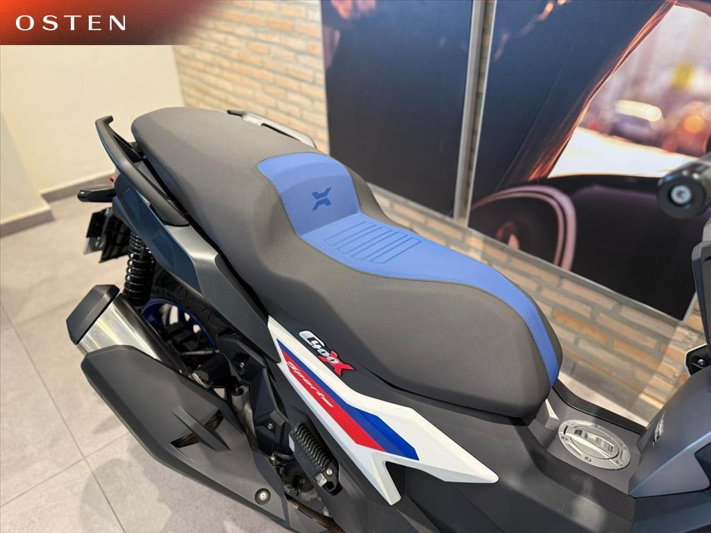 BMW Motorrad-C-400 X SPORT