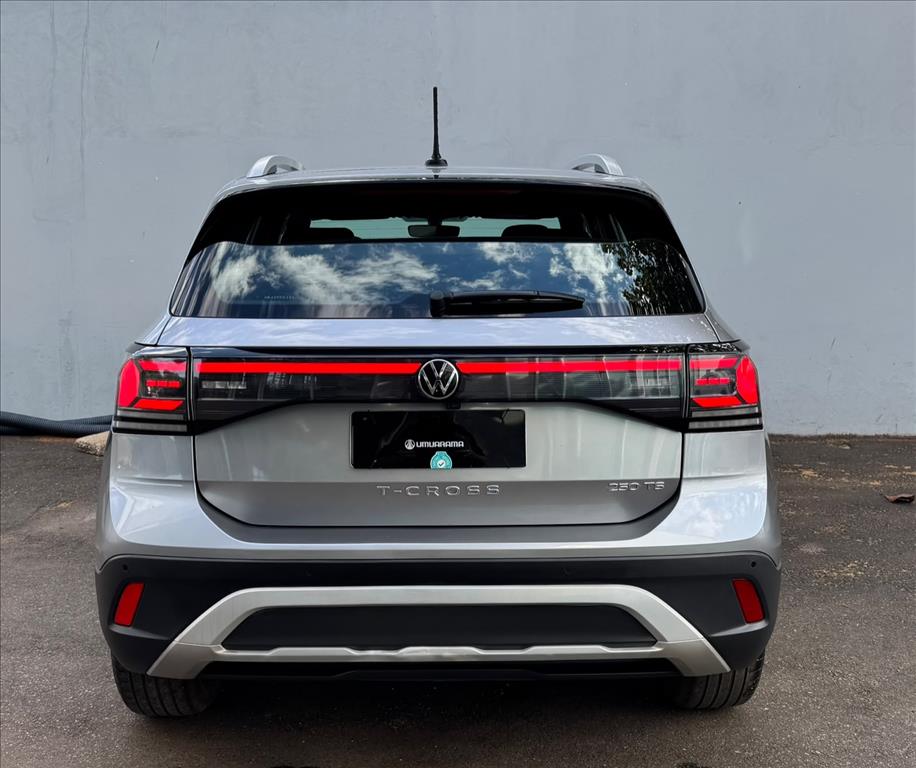 T-CROSS 1.4 250 TSI TOTAL FLEX HIGHLINE AUTOMÁTICO5