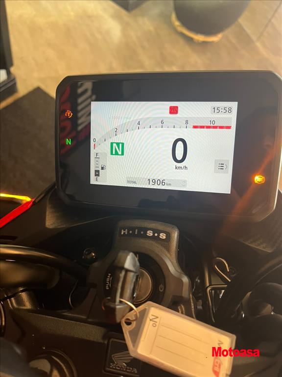 CB 500 HORNET1