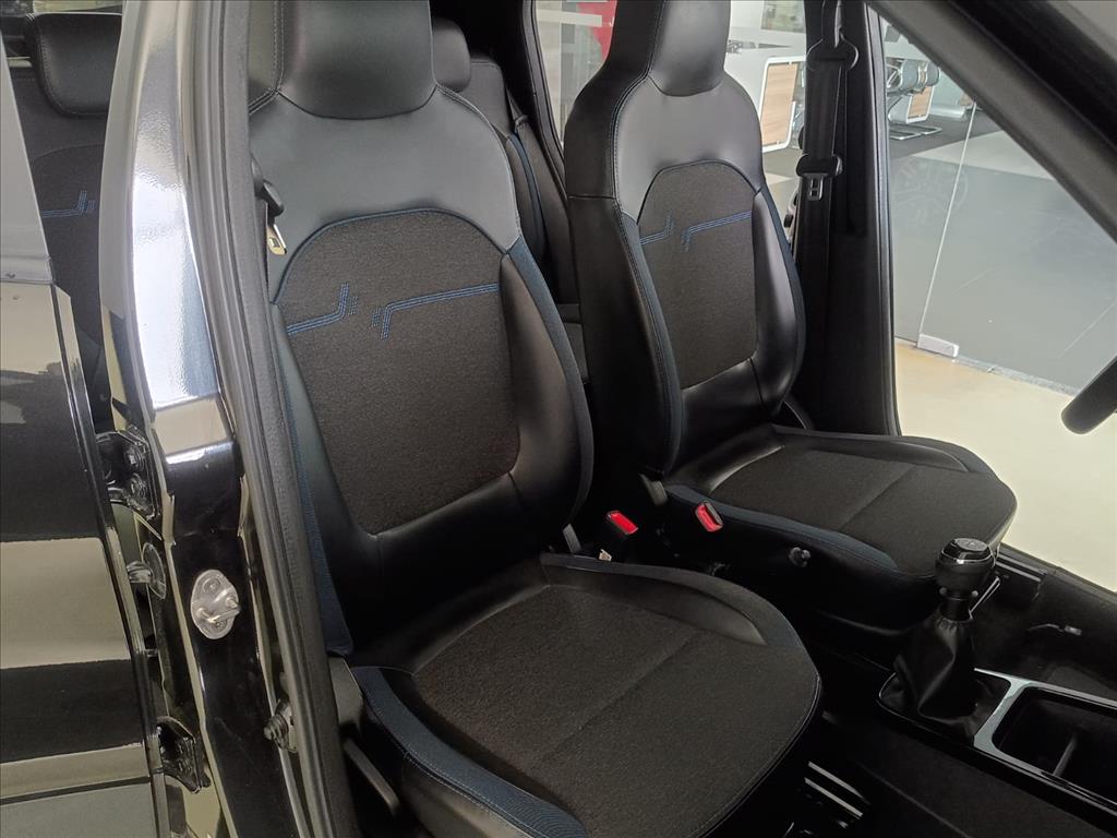 KWID 1.0 12V SCE FLEX INTENSE MANUAL11