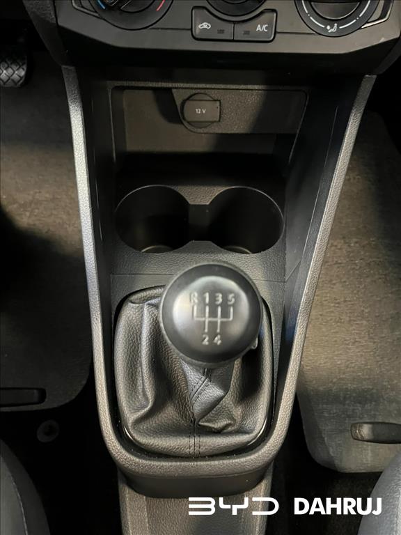 VOYAGE 1.0 12V MPI TOTALFLEX 4P MANUAL6