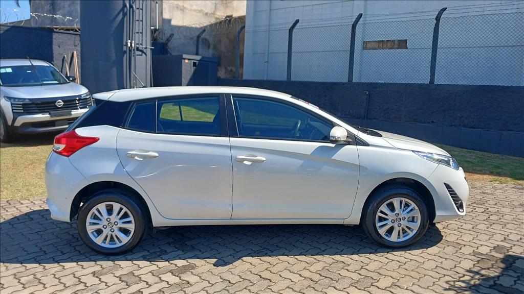YARIS 1.5 16V FLEX XL MULTIDRIVE5