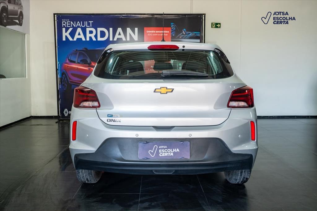 Chevrolet ONIX 2022