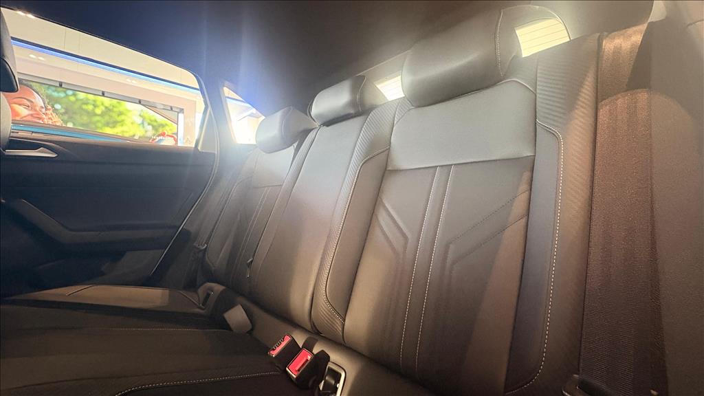 NIVUS 1.0 200 TSI TOTAL FLEX HIGHLINE AUTOMÁTICO10