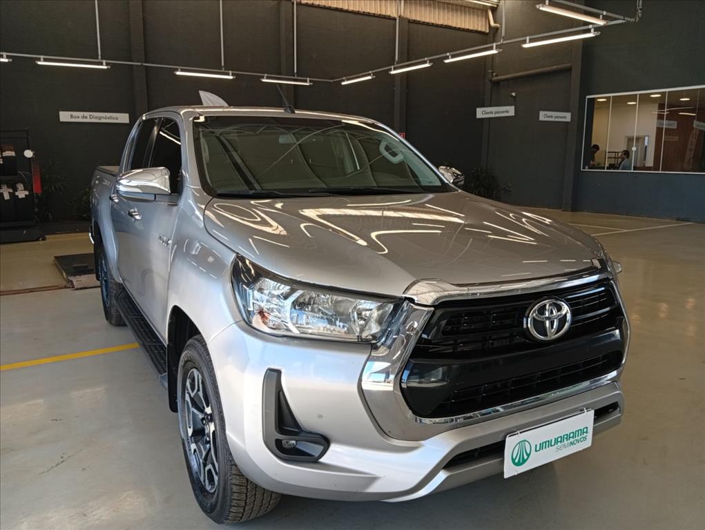 HILUX 2.8 D-4D TURBO DIESEL CD SRV 4X4 AUTOMÁTICO1