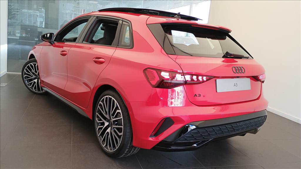 A3 2.0 40 TFSI GASOLINA SPORTBACK PERFORMANCE BLACK S-TRONIC15