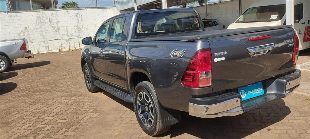 HILUX 2.8 D-4D TURBO DIESEL CD SRV 4X4 AUTOMÁTICO5