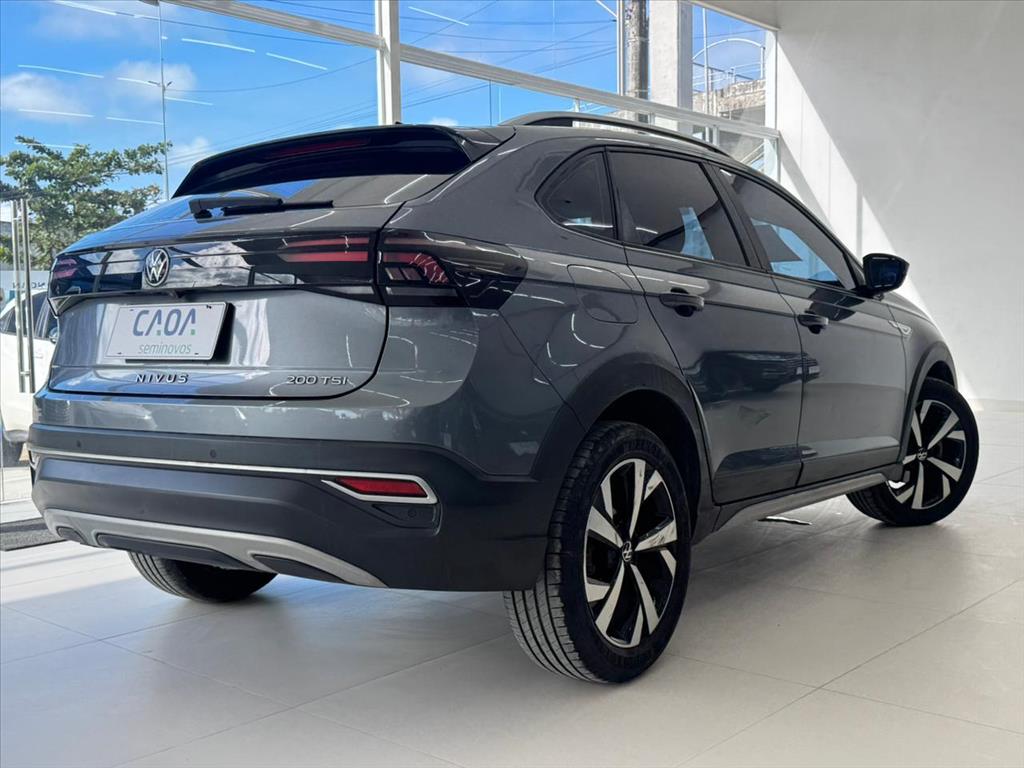 Volkswagen-NIVUS-1.0 200 TSI TOTAL FLEX HIGHLINE AUTOMÁTICO