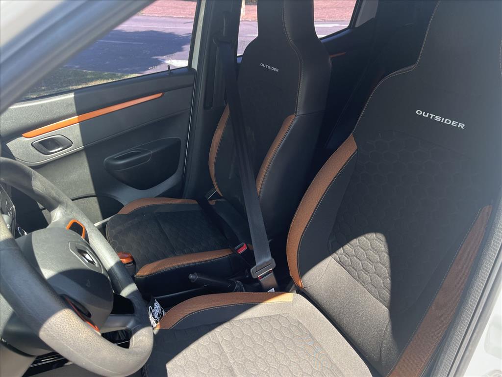 KWID 1.0 12V SCE FLEX OUTSIDER MANUAL11