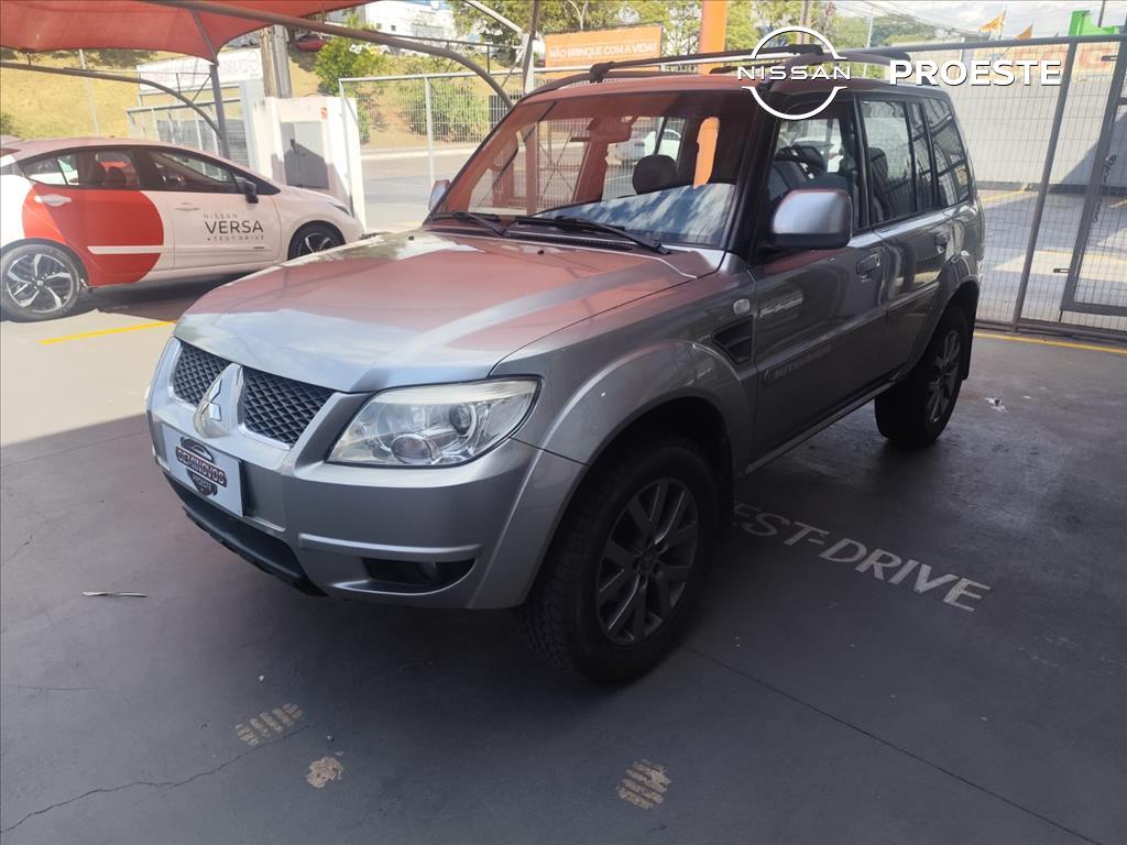 PAJERO TR4 2.0 4X2 16V 140CV FLEX 4P AUTOMÁTICO2