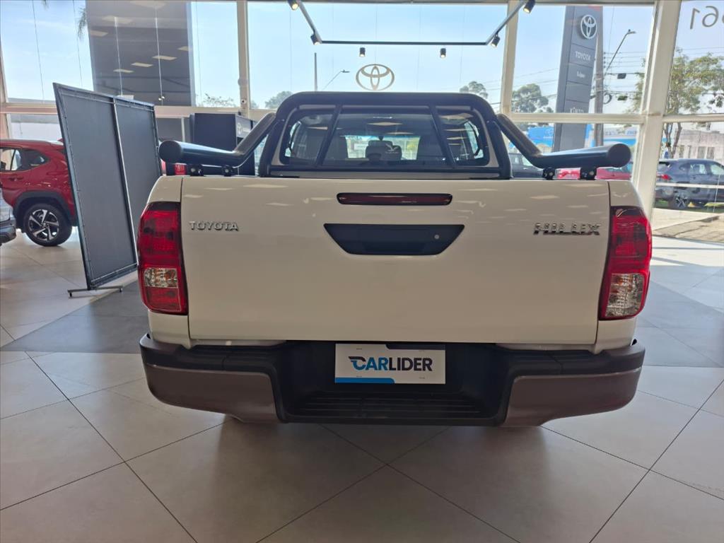 HILUX 2.8 D-4D TURBO DIESEL CD SRX 4X4 AUTOMÁTICO6