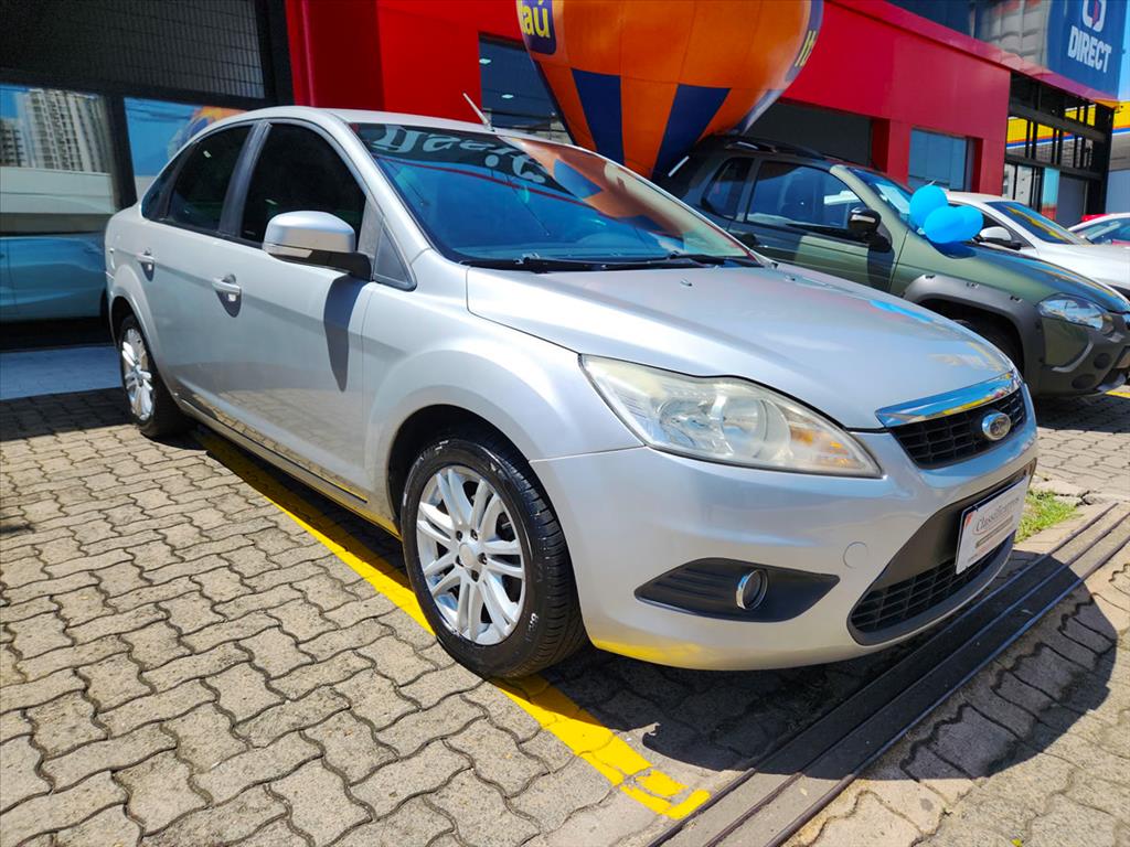 Ford Focus - 2.0 GLX SEDAN 16V FLEX 4P AUTOMÁTICO