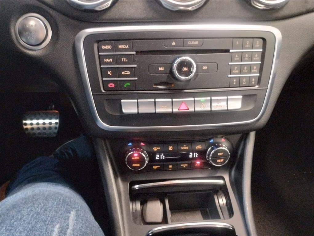 GLA 250 2.0 CGI GASOLINA SPORT 7G-DCT GLA 250 2.0 CGI GASOLINA SPORT 7G-DCT