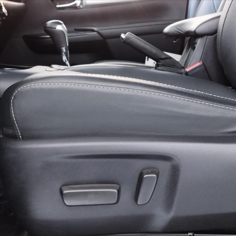 HILUX 2.8 D-4D TURBO DIESEL CD SRX 4X4 AUTOMÁTICO15