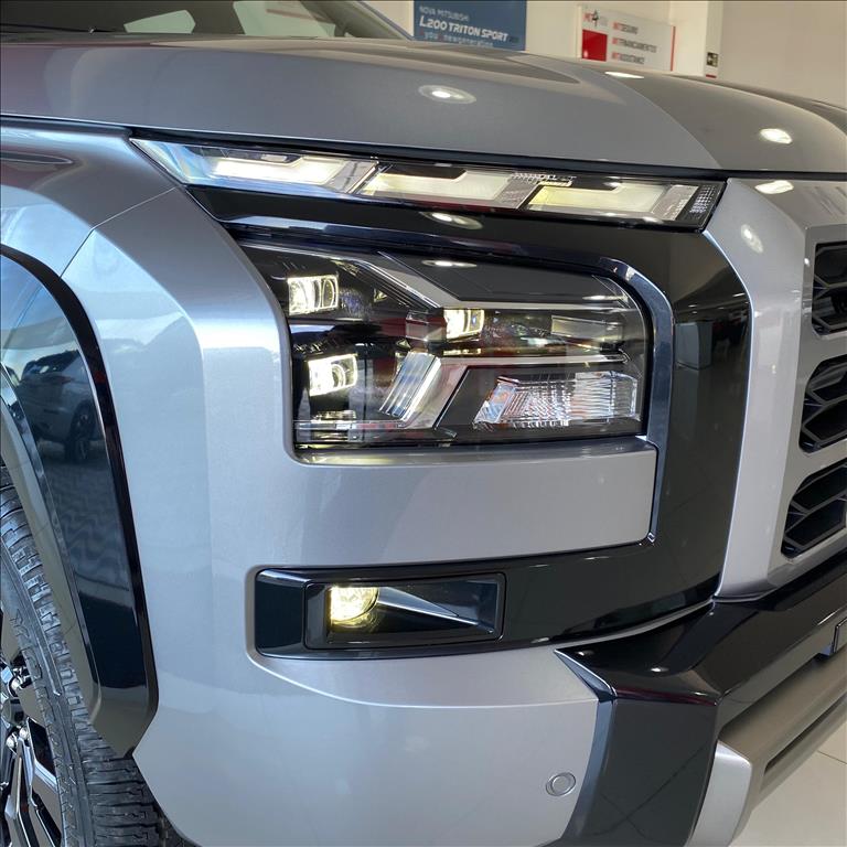 Mitsubishi-TRITON-2.4 BITURBO DIESEL CD KATANA 4X4 AUTOMÁTICO