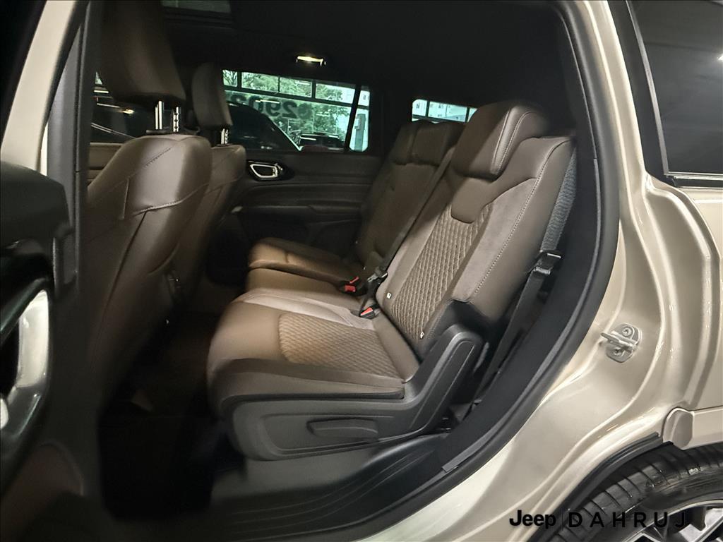 COMMANDER 1.3 T270 TURBO FLEX OVERLAND AT611