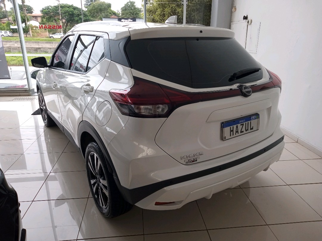 KICKS PLAY 1.6 16V FLEXSTART SENSE XTRONIC2