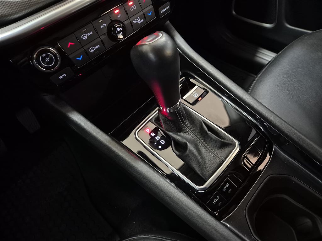 COMPASS 1.3 T270 TURBO FLEX LONGITUDE AT6 COMPASS 1.3 T270 TURBO FLEX LONGITUDE AT6