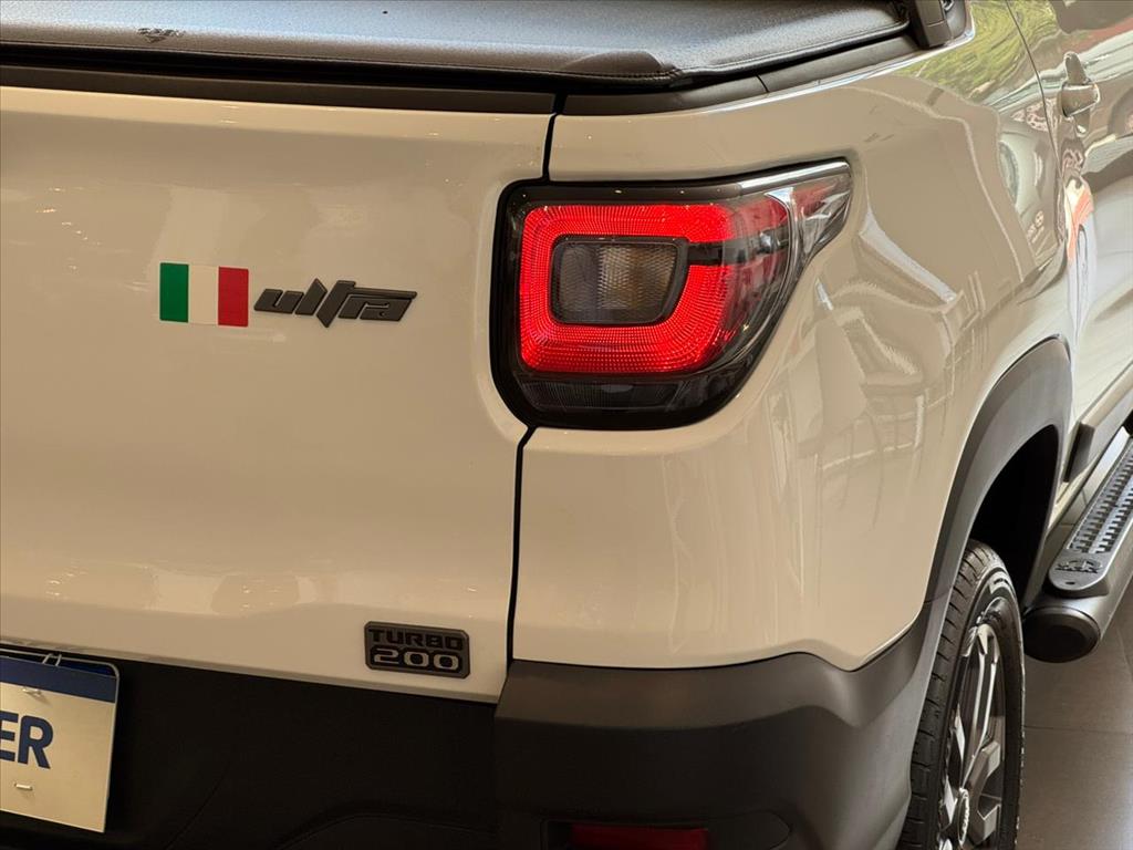 STRADA 1.0 TURBO 200 FLEX ULTRA CD CVT5