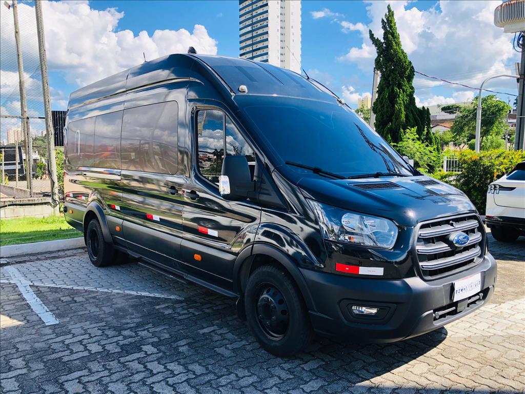 TRANSIT 2.0 ECOBLUE DIESEL MINIBUS 17+1 460E AUTOMÁTICO2