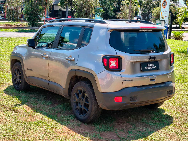 RENEGADE 1.8 16V FLEX SPORT 4P AUTOMÁTICO5