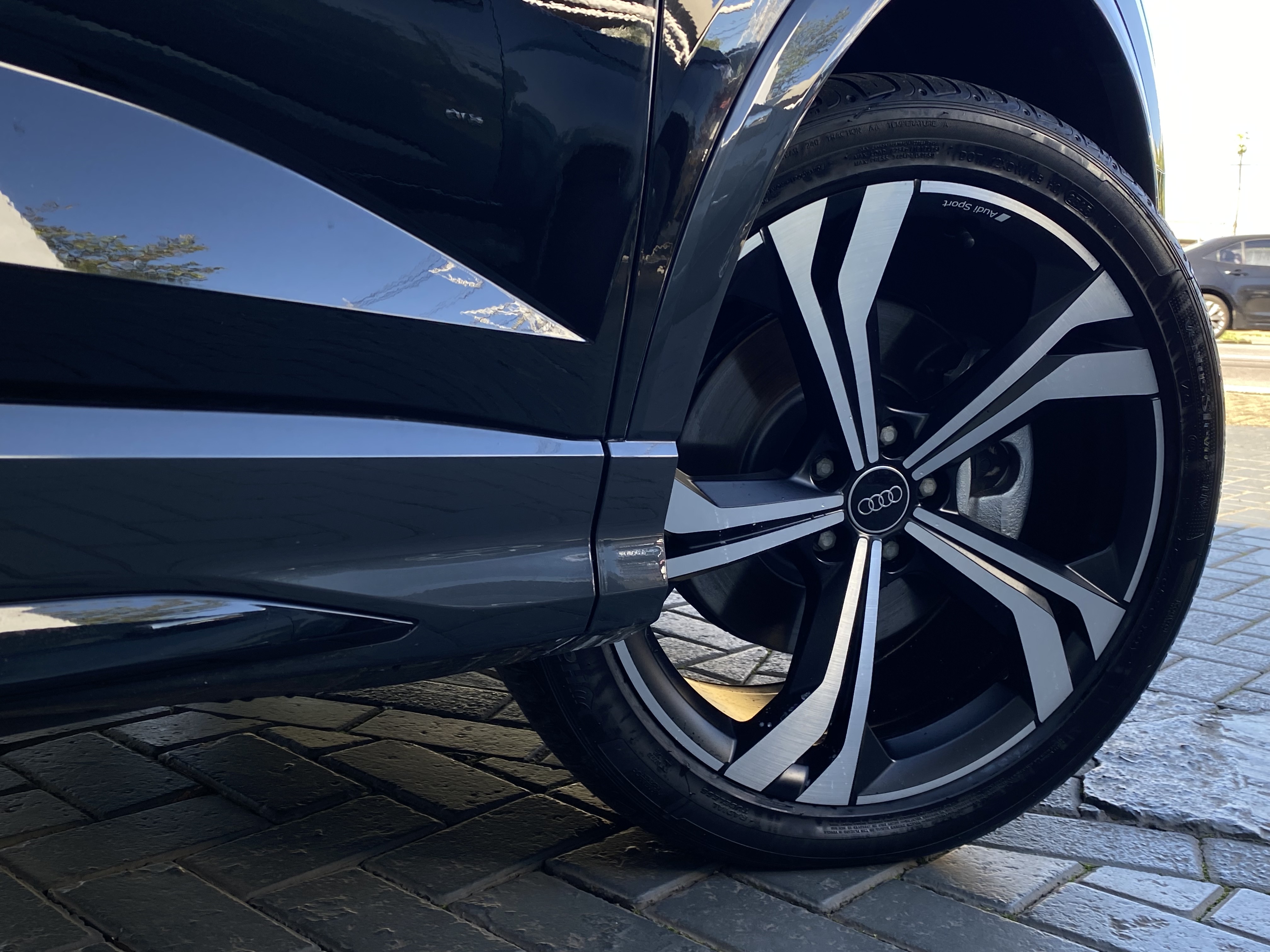 Q3 2.0 40 TFSI GASOLINA SPORTBACK PERFORMANCE BLACK QUATTRO TIPTRONIC5