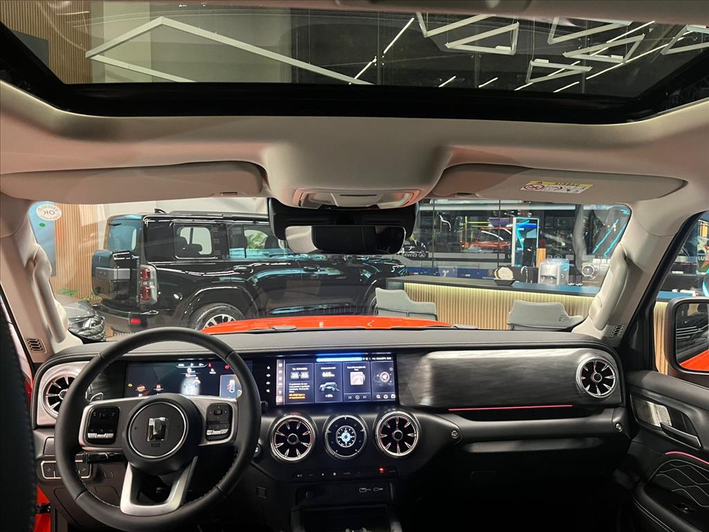 TANK 300 2.0 HI4-T PHEV 4X4 9HAT3