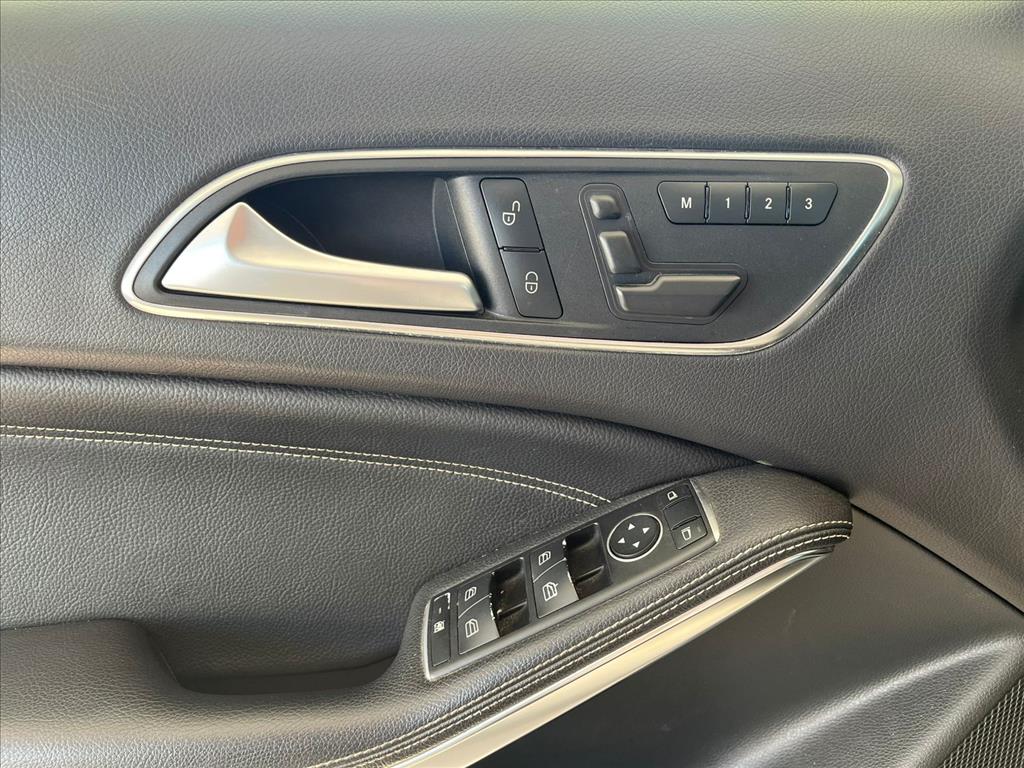 GLA 200 1.6 CGI ENDURO 16V TURBO FLEX 4P AUTOMÁTICO17