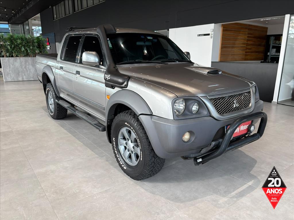 Mitsubishi-L200 OUTDOOR-2.5 HPE 4X4 CD 8V TURBO INTERCOOLER DIESEL 4P MANUAL