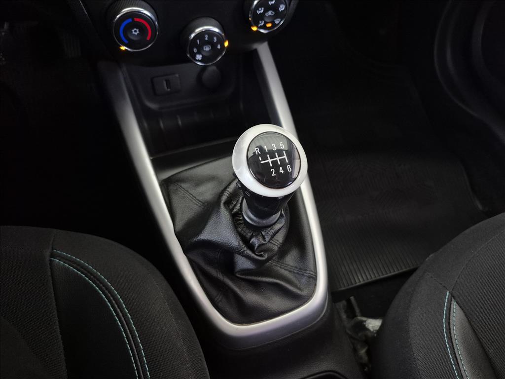 ONIX 1.4 MPFI LT 8V FLEX 4P MANUAL13