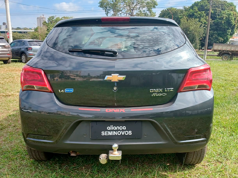 ONIX 1.4 MPFI LTZ 8V FLEX 4P MANUAL3