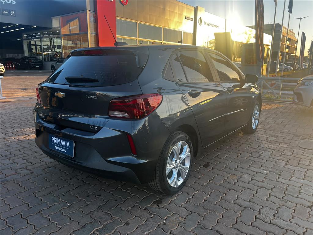 ONIX 1.0 TURBO FLEX LTZ AUTOMÁTICO4