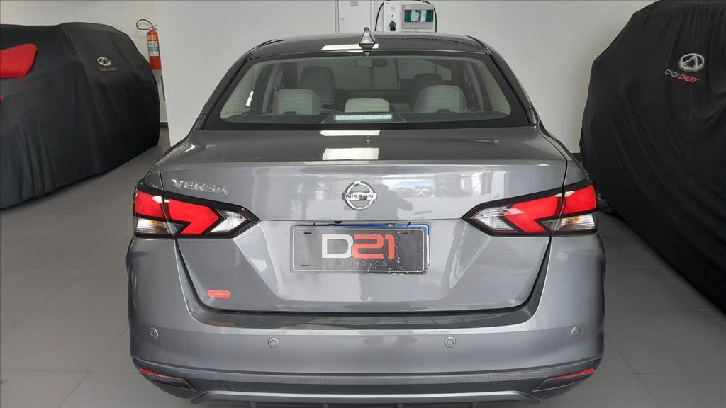 Nissan-VERSA-1.6 16V FLEX ADVANCE XTRONIC