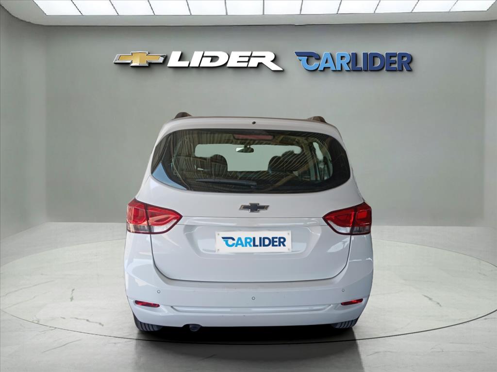 SPIN 1.8 LT 8V FLEX 4P MANUAL2