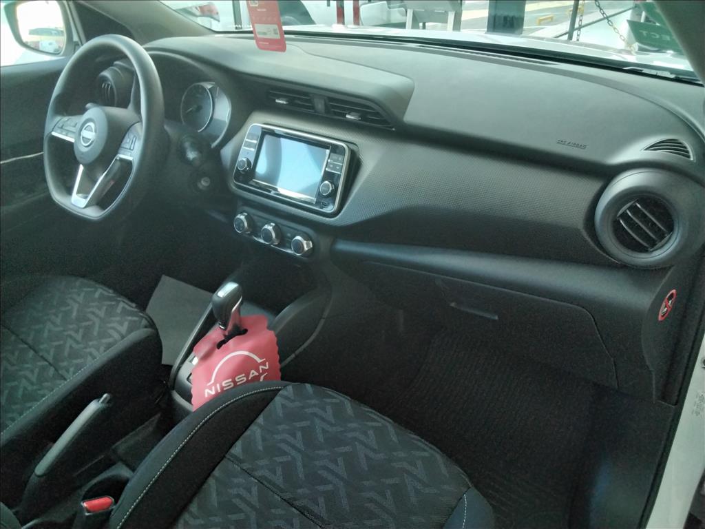 KICKS PLAY 1.6 16V FLEXSTART ADVANCE PLUS XTRONIC5