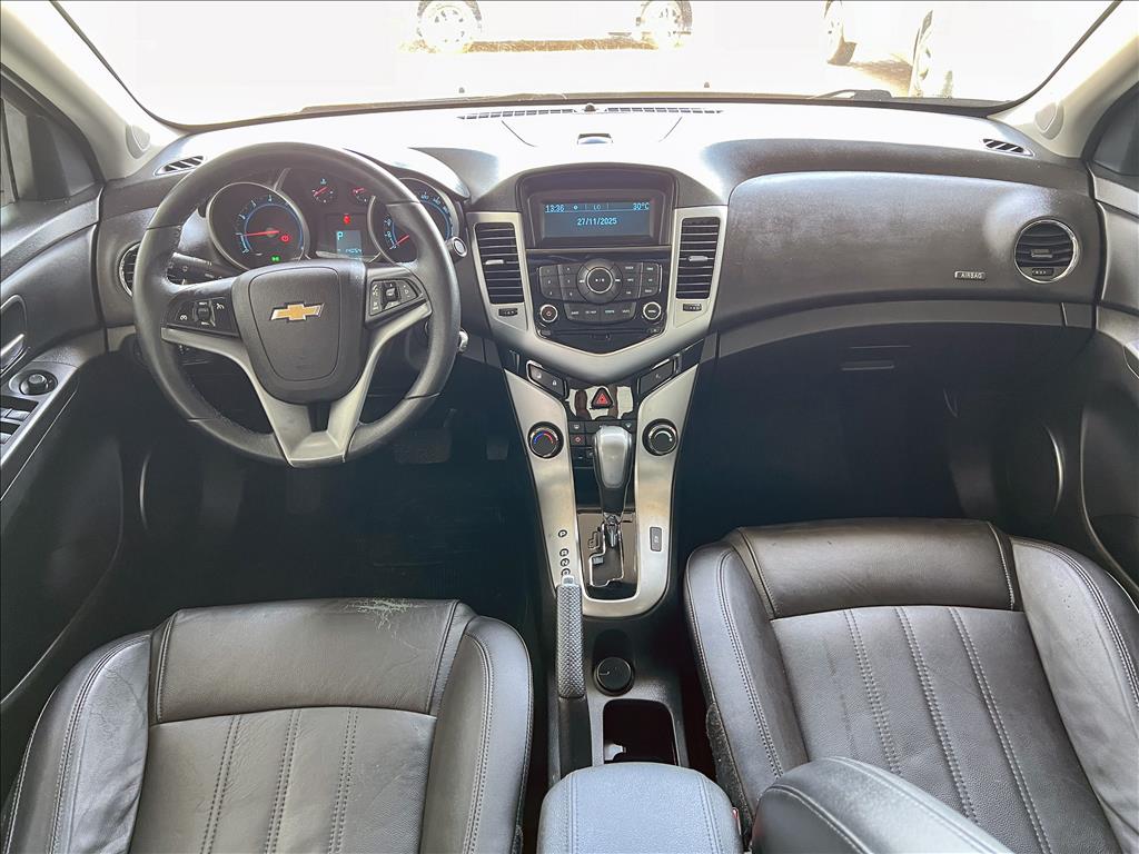 CRUZE 1.8 LT 16V FLEX 4P MANUAL11