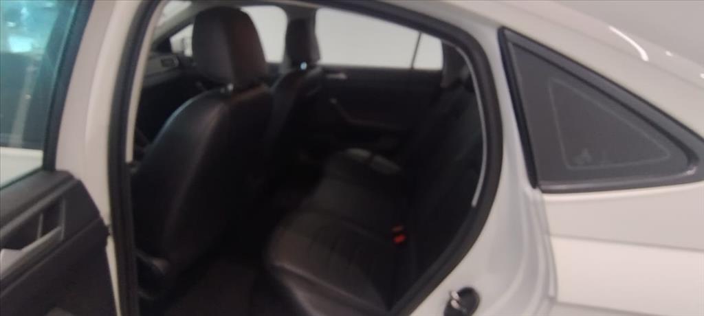 VIRTUS 1.0 200 TSI COMFORTLINE AUTOMÁTICO8