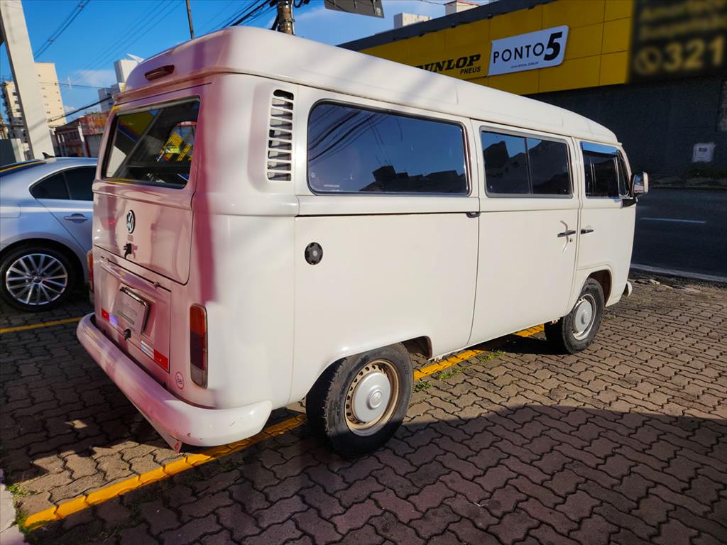 Volkswagen Kombi - 1.4 MI STD LOTAÇÃO 8V FLEX 3P MANUAL