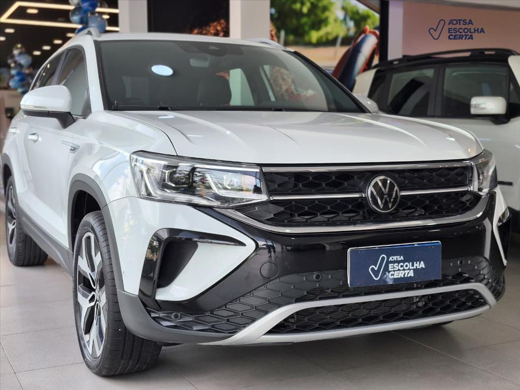 VOLKSWAGEN TAOS