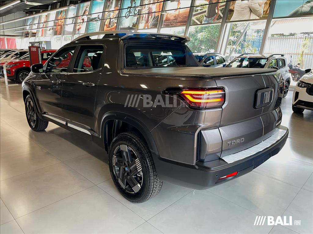 TORO 1.3 TURBO 270 FLEX VOLCANO AT64