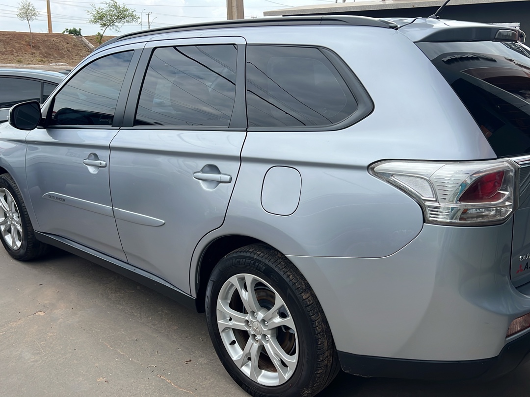 OUTLANDER 2.0 16V GASOLINA 4P AUTOMÁTICO4