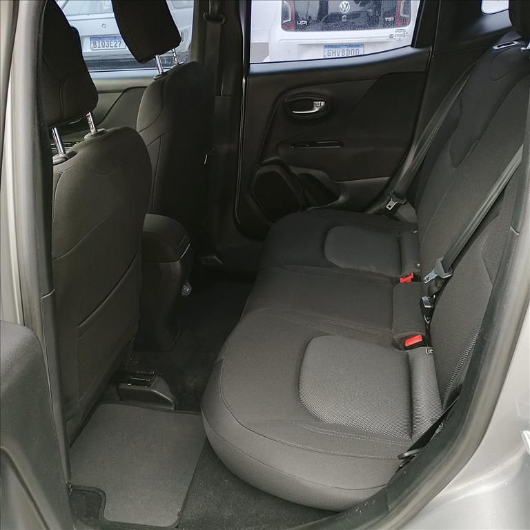 RENEGADE 1.8 16V FLEX SPORT 4P AUTOMÁTICO10