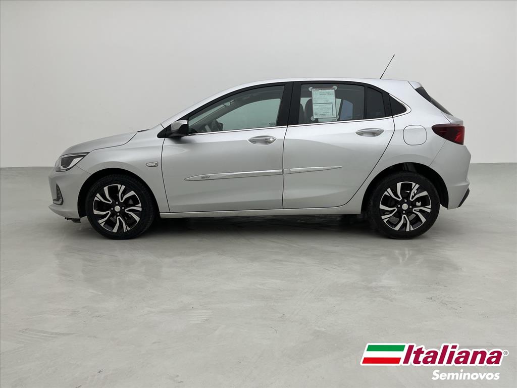 ONIX 1.0 TURBO FLEX PREMIER AUTOMÁTICO1