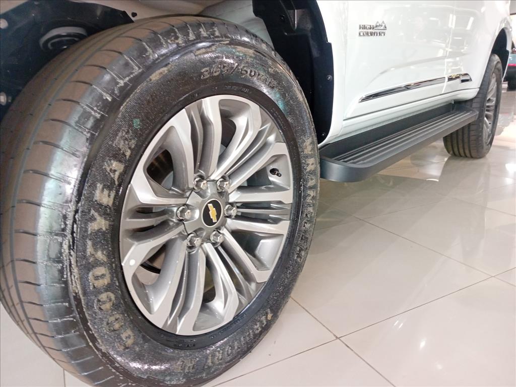 TRAILBLAZER 2.8 16V TURBO DIESEL HIGH COUNTRY 7L 4X4 AUTOMÁTICO