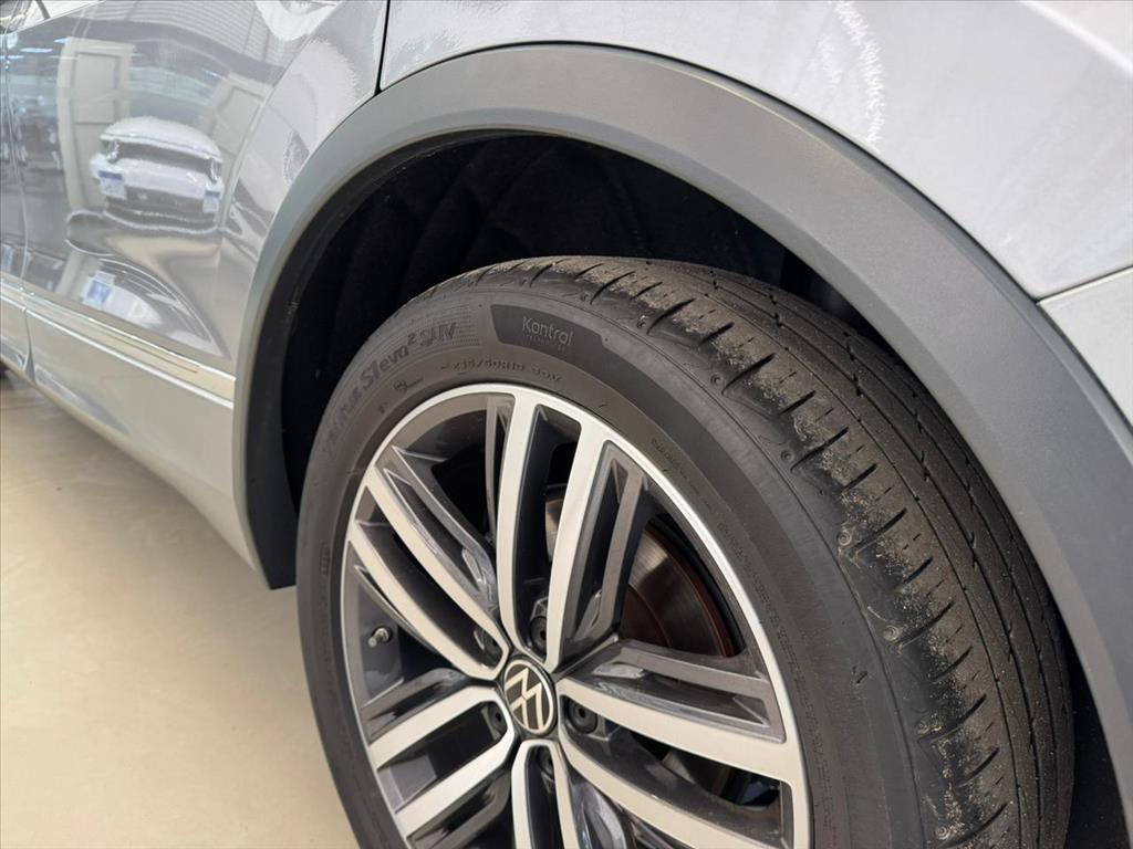 TIGUAN 2.0 300 TSI GASOLINA ALLSPACE R-LINE AUTOMÁTICO13