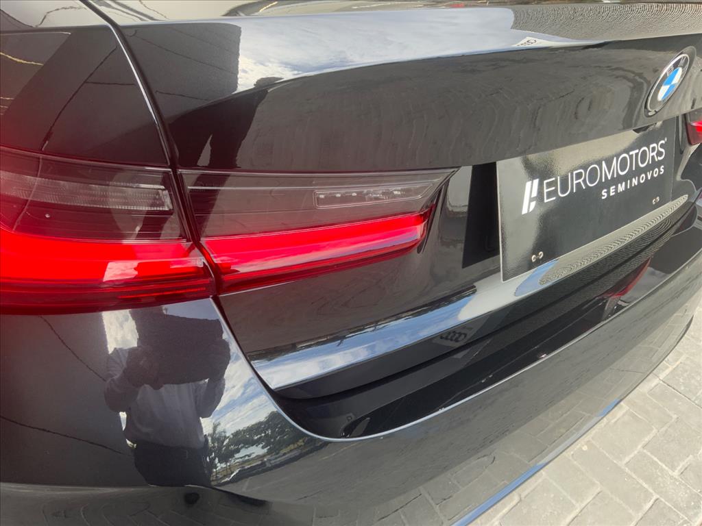 BMW-320i-2.0 16V TURBO FLEX SPORT GP AUTOMÁTICO
