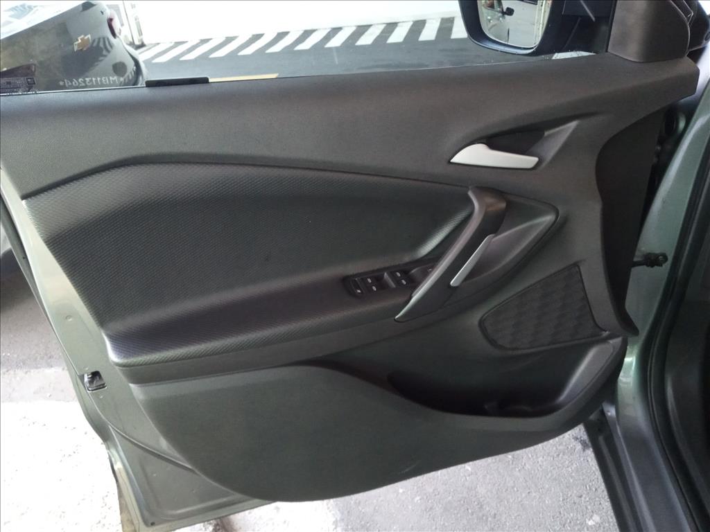 TRACKER 1.0 TURBO FLEX LT AUTOMÁTICO