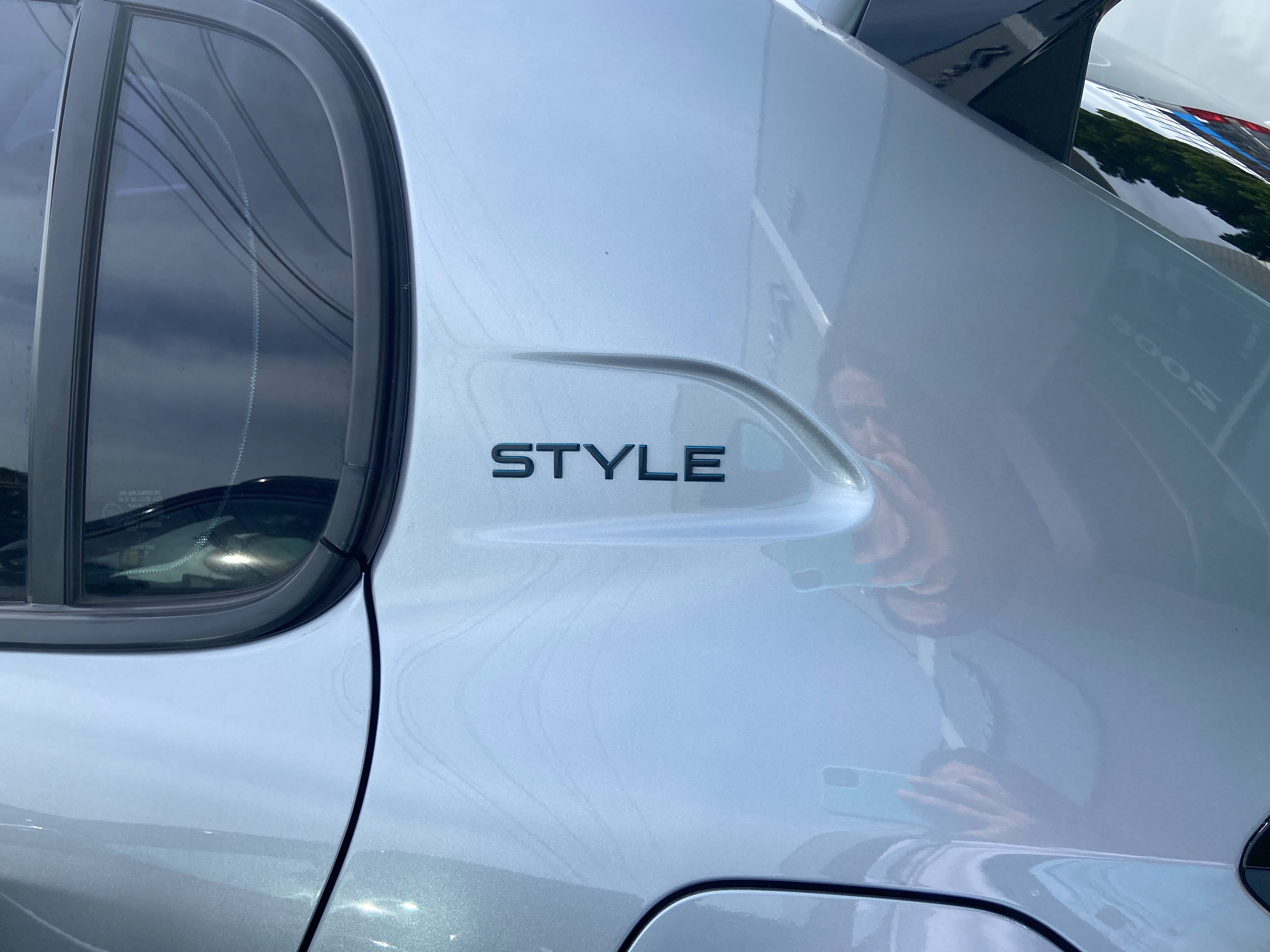 208 1.0 FIREFLY FLEX STYLE MANUAL7